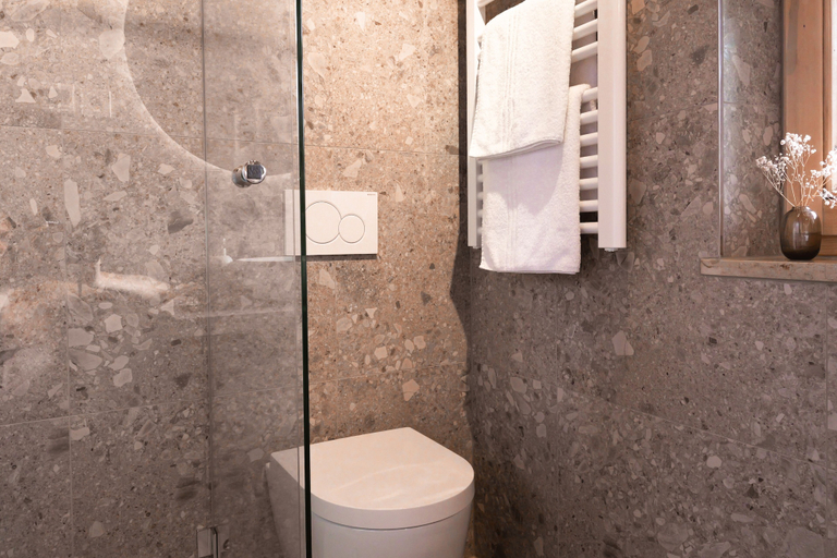 Bathroom 5, Alpenchalet Reit im Winkl, Traunstein