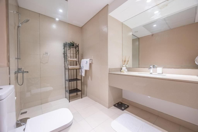 Bathroom 2, 802-Bloomfields Curated 1BR WatersEdge8, Yas Island