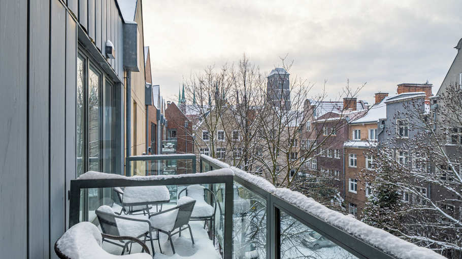 Property grounds, Tandeta Old Town Residence, Sun & Snow, Gdańsk City