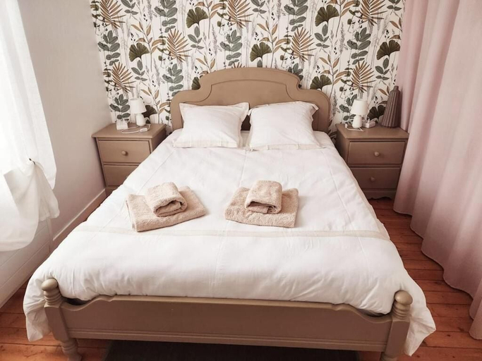 Room 5, Cocon à Brocéliande & Ecoles militaires, Morbihan