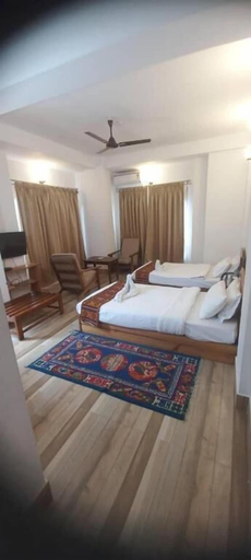 Room 2, Hotel Zhusa, Guma