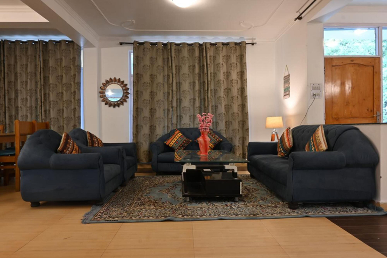 Living area 2, Sylvan Woods Cottage, Kullu
