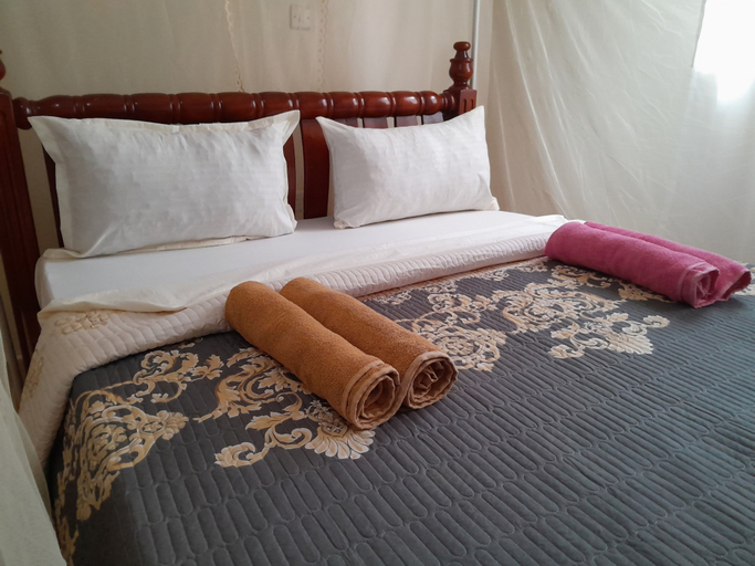 Room 5, Malaika Apartments Uganda, Busiiro