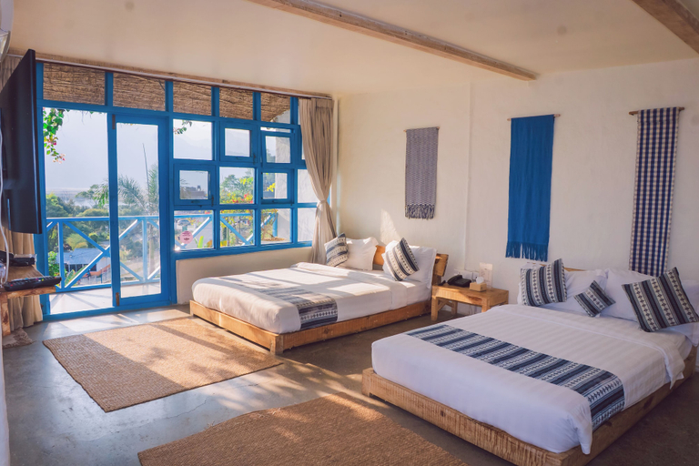 Room 4, Sundown By Karma, Gandaki