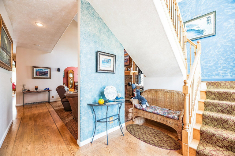 Interior 5, Coastal Getaway 5 Bedroom Home, San Mateo