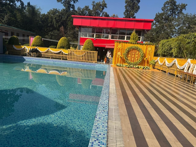 Pool, Forest king Resorts TDG Group, Dehradun