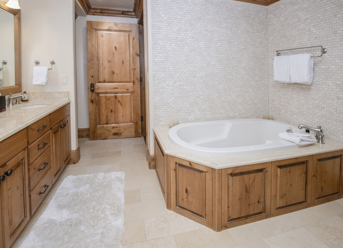 Bathroom 3, Vail Mountain View #402 4 Bedroom Condo, Eagle