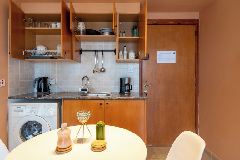 Interior 4, Johny's Spot - 1BR & Balcony in Larnaca, Larnaca