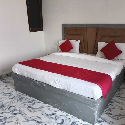 Room 3, Hotel Taj Holiday, Agra