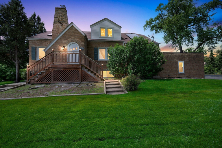 Exterior 5, Serene & Charming 5br Des Plaines Getaway 5 Bedroom Home by RedAwning, Cook