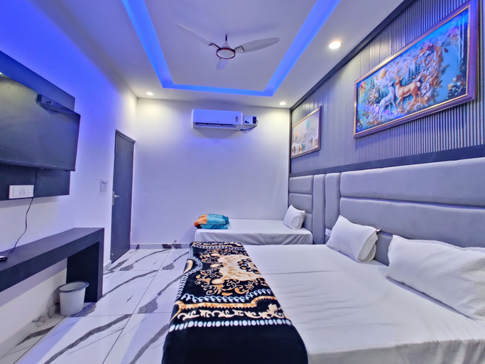Room 3, Taj Pride Inn, Amritsar