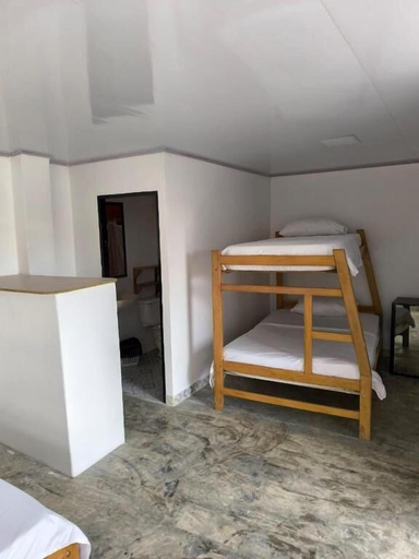 Bedroom 2, Hotel palmetto Beach, Tolú