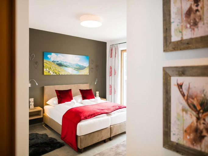 Bedroom 5, Stay near Ski Arena Wildkogel, Zell am See