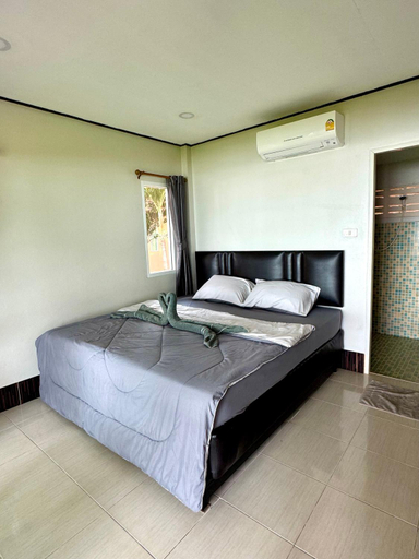 Bedroom 2, Sea Flower Resort, Koh Chang