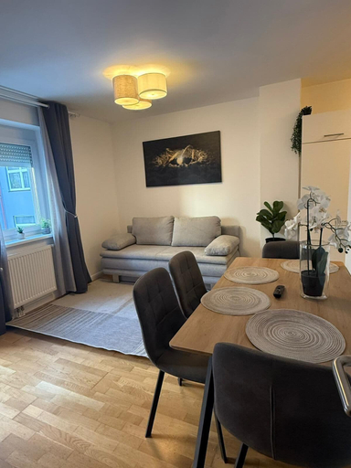 Living area, Central Area 1BR Apartment With Balcony, Wien