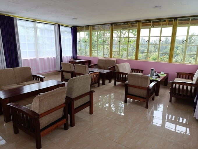 Food & Drinks 5, Calm Breeze Resort Rwanchege, Maara