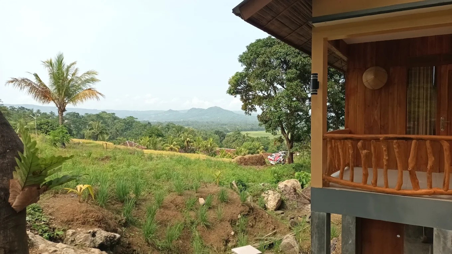 Others 5, Damar Loka Ciletuh, Sukabumi
