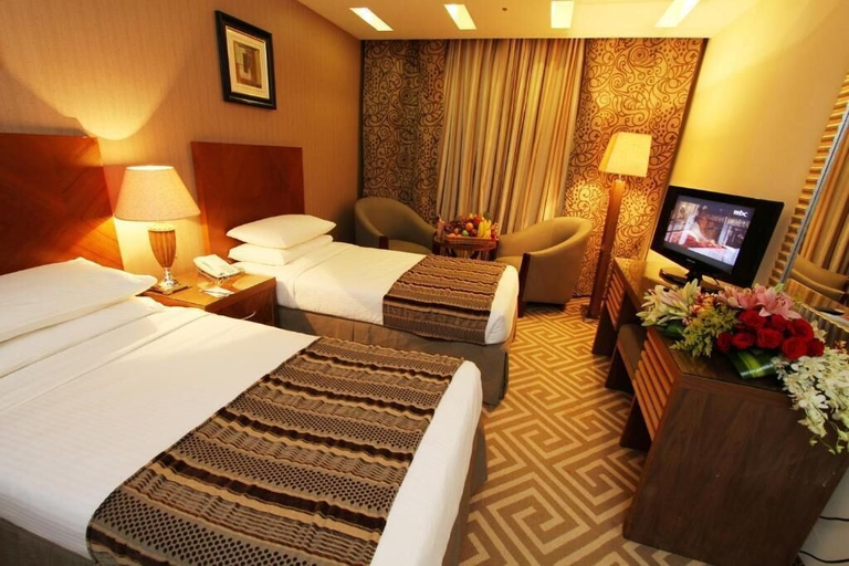 Bedroom 3, Ramada Dar Al Fayzeen Hotel Makkah, Makkah