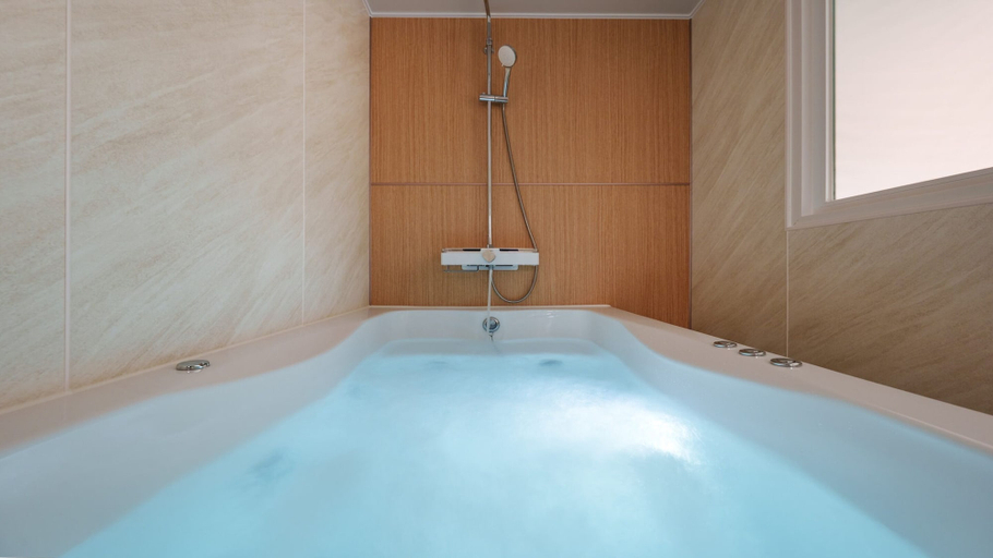 Bathroom 4, Danyang Greennarae Dokche Poolvilla Pens, Danyang