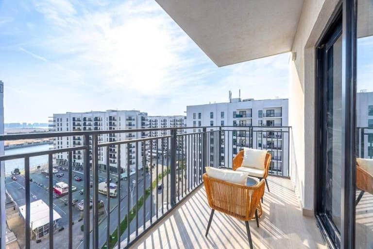 Property grounds 5, 802-Bloomfields Curated 1BR WatersEdge8, Yas Island