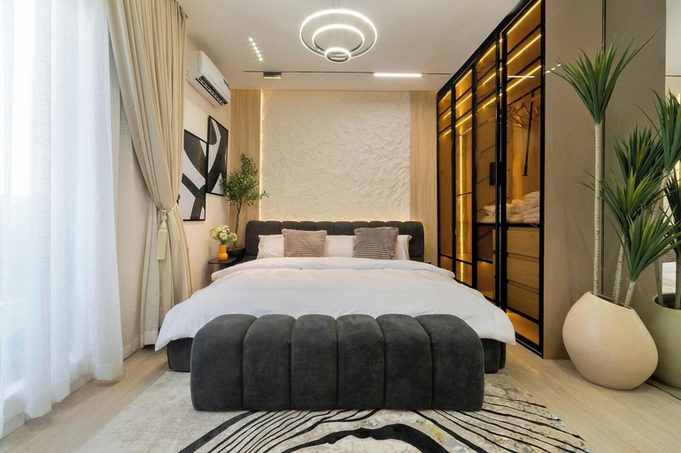 Room 2, Becca Beach Apartment, Eti-Osa
