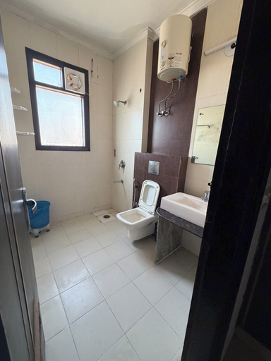 Bathroom 5, Hotel star Residency, Gurgaon