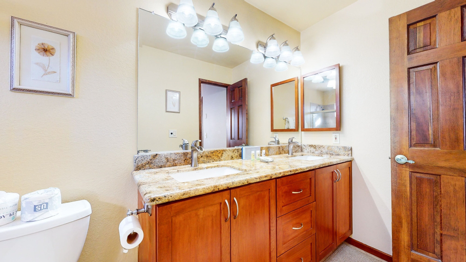 Bathroom 3, Mammoth Sierra Townhome, Mono