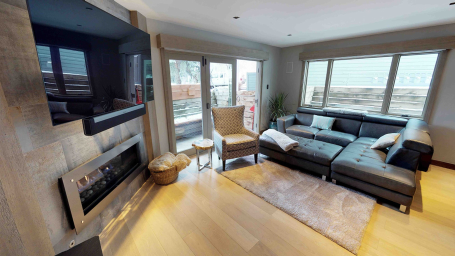 Living area 3, Greenbriar 14 2 Bedroom Condo by RedAwning, Eagle