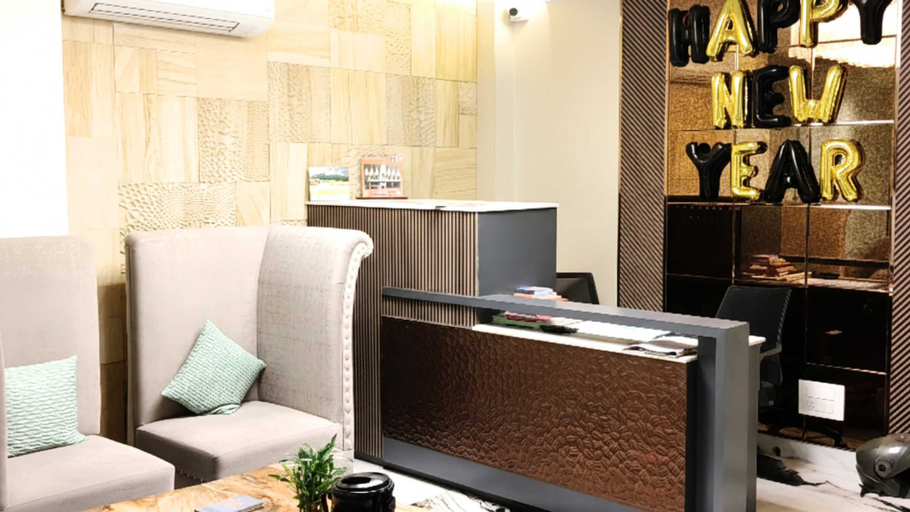 Lobby 3, Hotel 7 Heaven, Kanpur Nagar