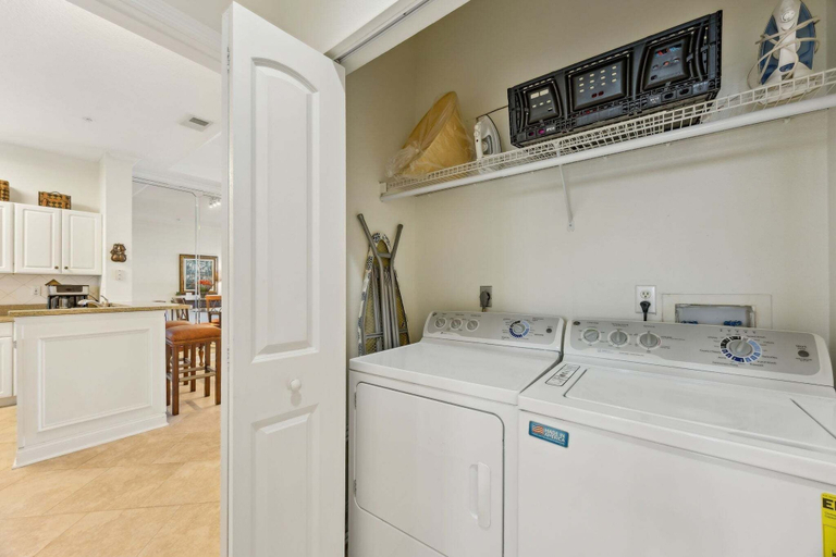 Interior 4, 32 Ocean Place 2 Bedroom Condo, Nassau
