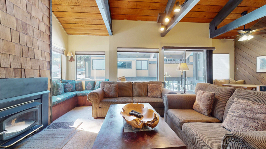Living area 4, Bigwood 62 Quiet and Cozy in Forest Setting, with Garage Parking by RedAwning, Mono