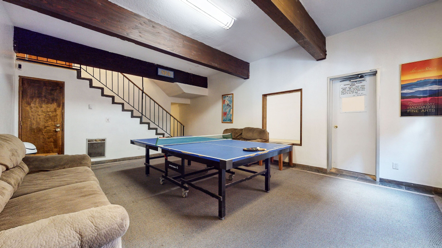 Game room 5, Helios North #5 2 Bedroom Condo by RedAwning, Mono