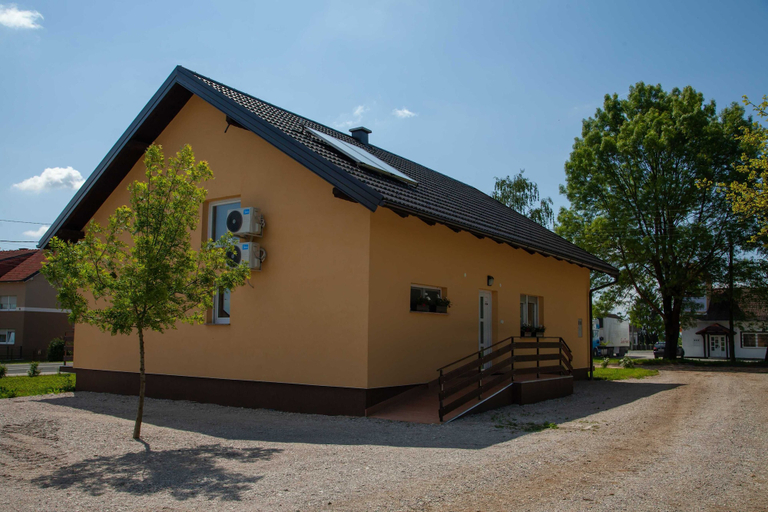 Primary image