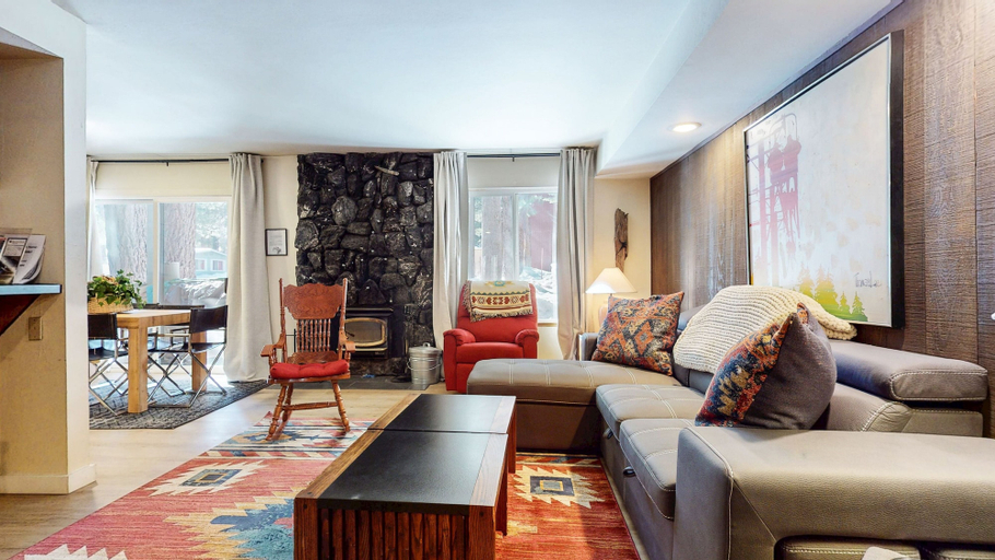Living area 3, Horizons 4 189 Downtown Location On Shuttle Route, Great Complex Amenities by RedAwning, Mono