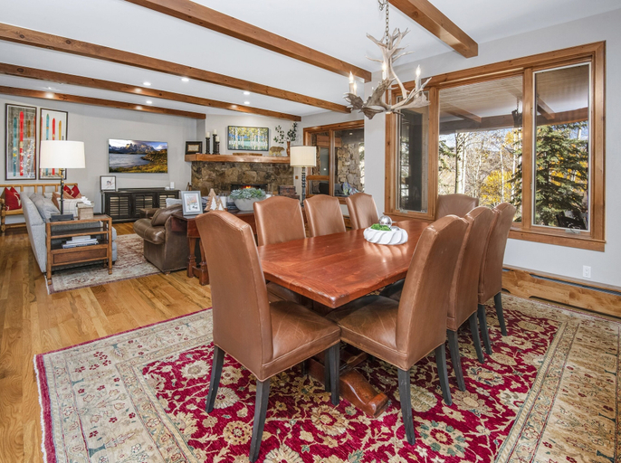 Dining, Bearpaw D1 4 Bedroom Condo by RedAwning, Eagle