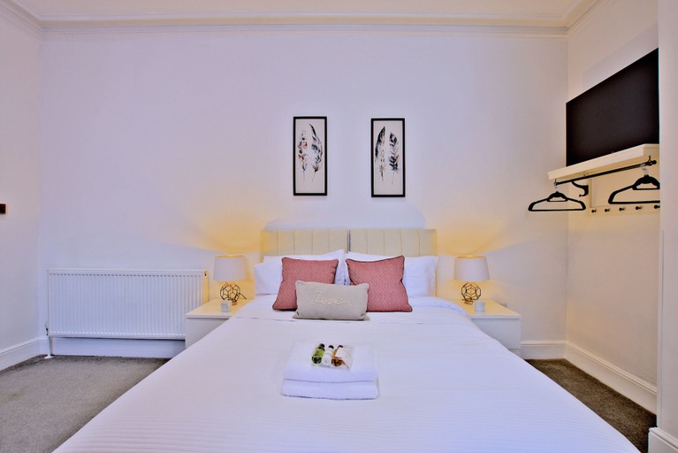 Room 3, Sandy Bay Suites, East Riding of Yorkshire