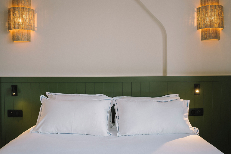 Bedroom 4, Hôtel Les Grands Voyageurs, Finistère