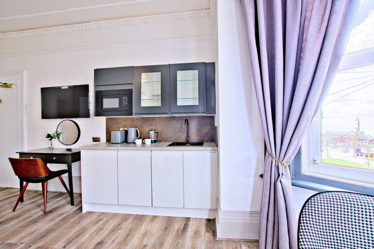 In-room dining 4, Sandy Bay Suites, East Riding of Yorkshire