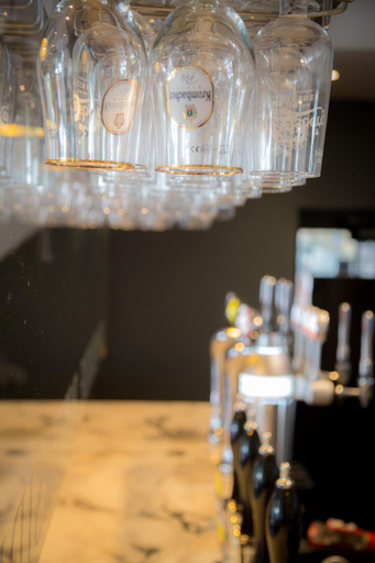 Food & Drinks 4, Ilkley Riverside Inn, Bradford