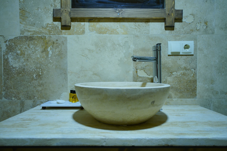 Bathroom 5, nirvana cave house hotel, Nevşehir
