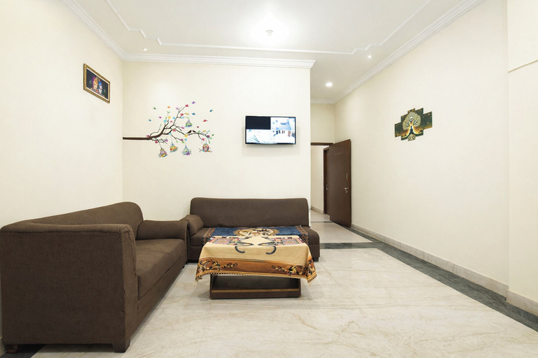 Lobby sitting area 3, Fabhotel Royal Palace I, Jaipur
