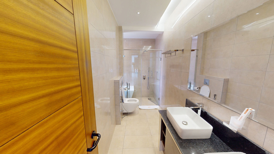 Bathroom 4, Lemaiyan Suites, Naivasha