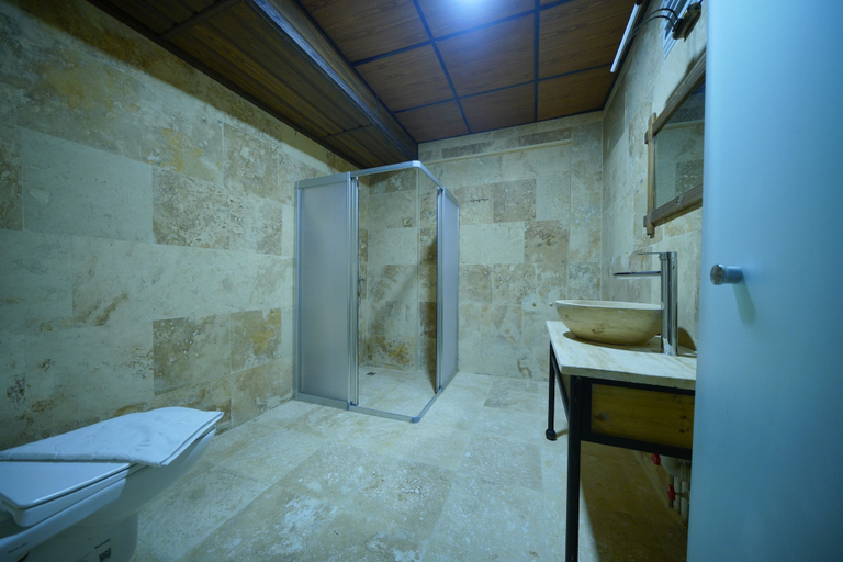 Bathroom 3, nirvana cave house hotel, Nevşehir