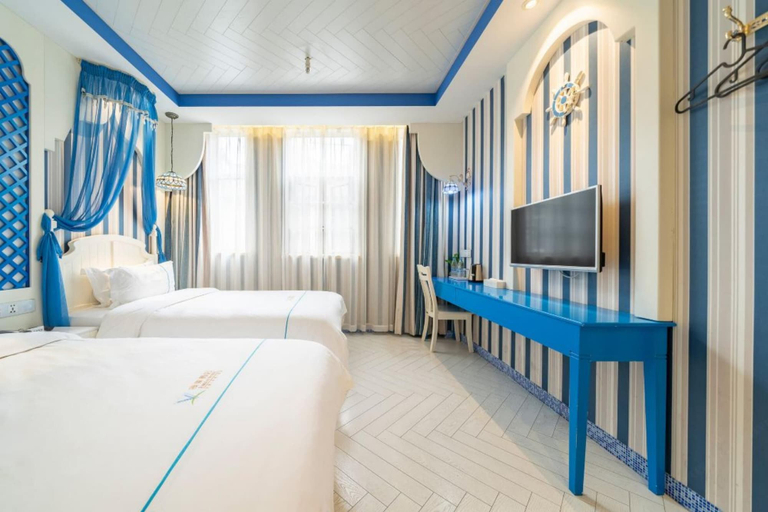 Room 5, JinglaiHotelShanghai People's Square, Shanghai