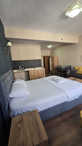 Room 5, DUUM SUITE, Karşıyaka