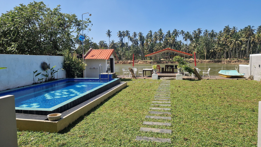 Pool 4, JKL Maha Oya Villa, Wennappuwa