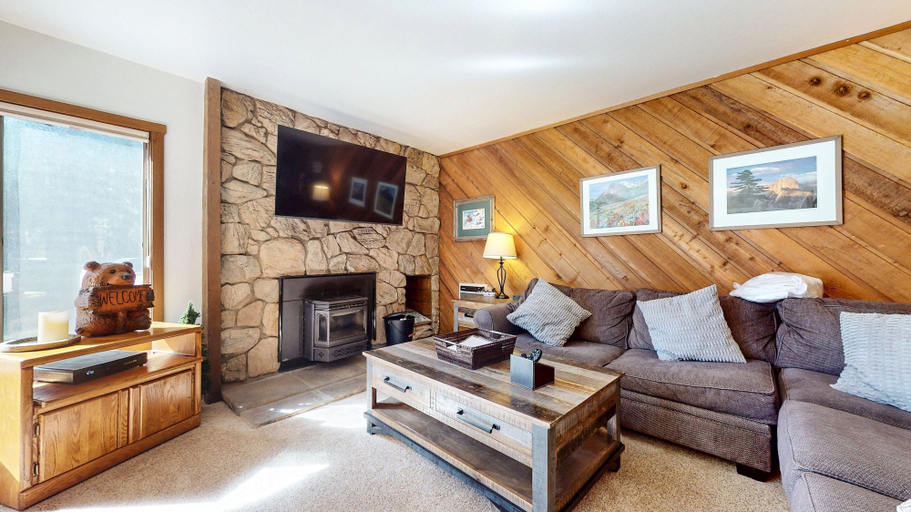 Living area 5, Snowcreek #39 1 Bedroom Townhouse, Mono