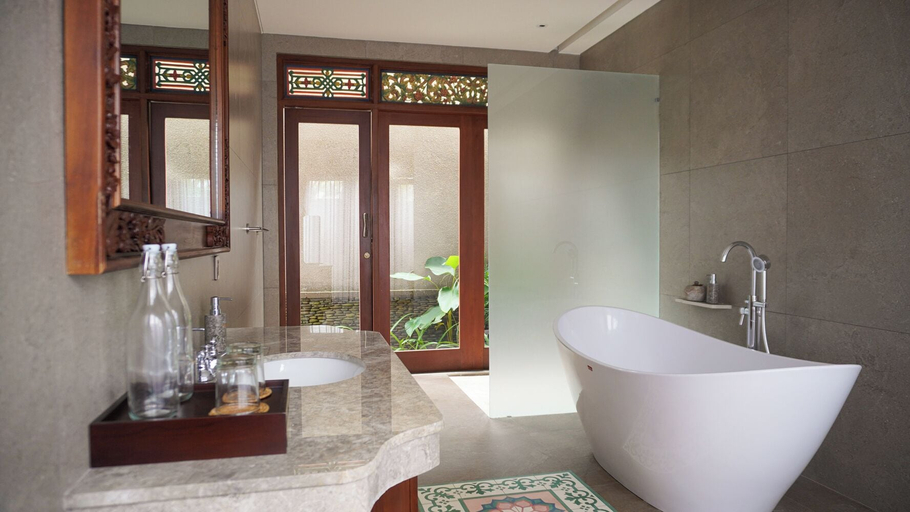Bathroom 4, Naata Villas Ubud, Gianyar