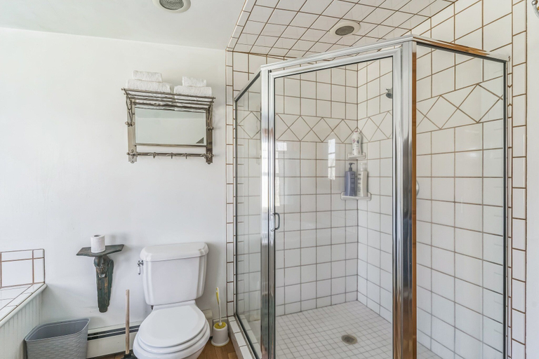 Bathroom 4, Charming Country 4br Retreat With Riverfront Views 4 Bedroom Cabin, Rio Arriba