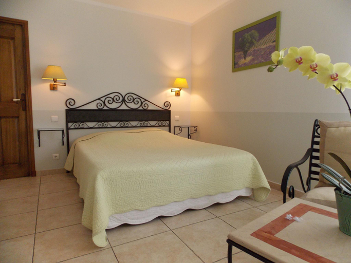Bedroom 2, Au Relais Provencal, Var